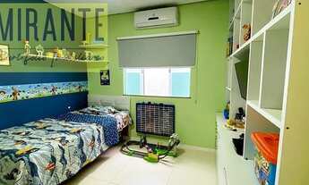 Imagem 6: Aconchegante casa de 2 pavimentos, 4 Suítes no Cond Lion Ville à venda