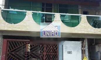 Imagem 2: Sobrado para venda possui 220 metros quadrados com 5 quartos