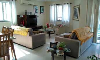 Imagem: Linda Sobreposta Alta Seminova