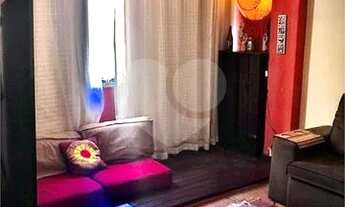 Imagem 4: Linda varanda próximo ao metro da estação Saenz Pena