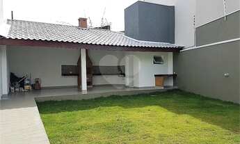 Imagem 7: Sobrado em condomínio