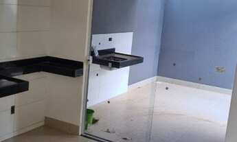 Imagem 3: CASA À VENDA NO SHOPPING PARK COM 2 QUARTOS SENDO 1 SUÍTE EM UBERLÂNDIA - MG