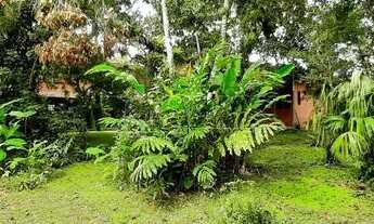 Imagem 2: Ótima casa em condomínio, 2 lotes com amplo jardim, na Praia Dura em Ubatuba!