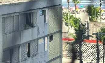 Imagem 7: EXCELENTE APARTAMENTO A POUCOS PASSOS DA PRAIA - PRAIA GRANDE-SP