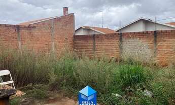 Imagem 2: Pirassununga - Casa Padrão - Parque Terras Santa Maria