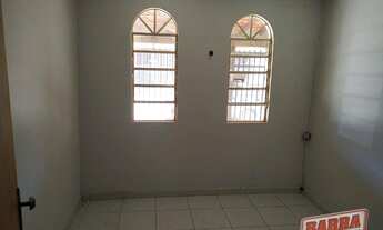 Imagem 4: Casa com 4 dormitórios para alugar por R$ 2.200/mês - Taguatinga Norte - Taguatinga/DF