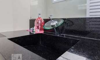 Imagem 7: Cód.: 13479 - Casa de 255m² com 03 dormitórios e planejados com piscina, 03 vagas de garag