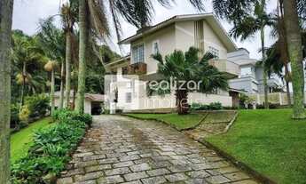 Imagem: Casa com 4 quartos no bairro Ponta de baixo