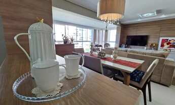 Imagem 6: Apartamento de 114 m² de área privativa com 3 quartos sendo 1 suíte e 2 garagens