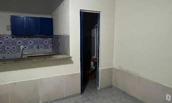 Imagem 4: Casa de dois quartos 2.100e em condomínio a 100 metros da praia de Itaúna