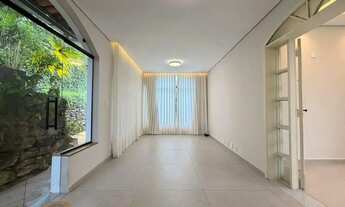 Imagem 3: Imóvel para venda possui 383 metros quadrados com 5 quartos em Santa Amélia - Belo Horizon