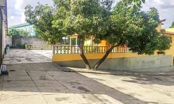 Imagem 3: Casa no Parque Pioneiro com 5 quartos