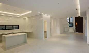 Imagem 5: Casa Duplex Alto Padrão no Terras Alphaville 2 com Piscina Aquecida Nanoglass e 4 Suítes