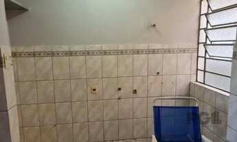 Imagem 4: Apartamento à venda no bairro Santa Tereza, em Porto Alegre. Localizado na Rua Orfanotrófi