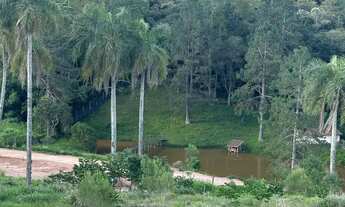 Imagem 3: Viva em Harmonia com a Natureza: Terreno em Ibiúna, Ideal para Quem Busca Paz!
