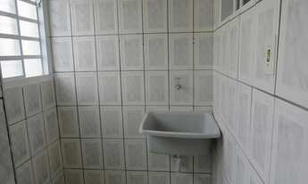 Imagem 4: 01 cômodo com banheiro e área de serviço