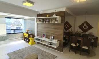 Imagem 2: Costa Azul 3/4, semi mobiliado, excelente acabamento, Vista mar, andar alto ótima localiz