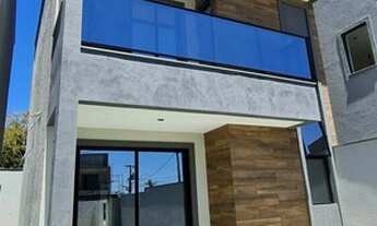 Imagem 3: Casa Duplex geminada à venda no Eusébio