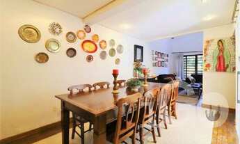 Imagem 7: Casa tipo chalé , agradável - rua charmosa e única. T: 212,00m² - A/C:275,00m²