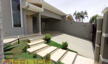 Imagem 2: Oportunidade!!! Linda Casa p/ Locação e Venda (Ourinhos/SP