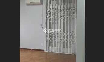 Imagem 6: PORTO ALEGRE - Apartamento Padrão - Partenon