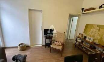 Imagem 3: Frontal Parque das Ruínas/ Museu Chácara do Céu. 3 quartos com suíte e quintal/ jardim