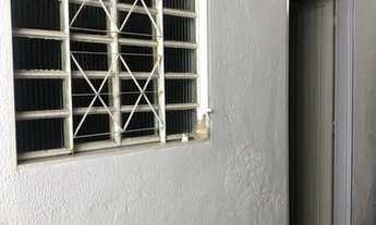 Imagem: Alugo casa fundos na 22 do leste