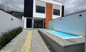 Imagem: Sobrado novo e moderno localizado no Bairro