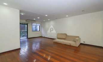 Imagem 3: 3 quartos, 1 suite, lavabo, varanda e 2 vagas de garagem na escritura