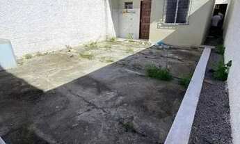 Imagem 2: Casa para venda tem 100 metros quadrados com 3 quartos em Nova Carapina I - Serra - ES