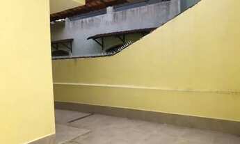 Imagem 2: Casa a venda com 2 quartos e garagem