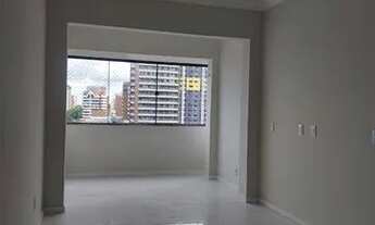 Imagem 2: Apto de 03 quartos no Meireles