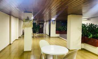 Imagem 3: Amplo Apartamento, 4 quartos sendo 2 suites. Ed. Quintino Bocaiúva - Nazaré