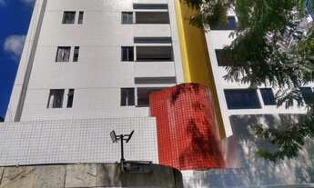 Imagem 2: Apartamento para aluguel possui 65 metros quadrados com 3 quartos em Casa Amarela - Recife