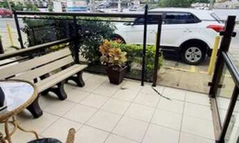 Imagem 3: Apartamento térreo e reformado frontal ao Canal. Vista cinematográfica!