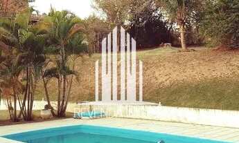 Imagem 4: Casa com 4 suítes, sala, cozinha, banheiro, varanda, piscina