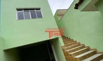 Imagem 4: Sobrado para aluguel possui 160 metros quadrados com 3 quartos