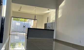 Imagem 4: Casa para venda possui 300 metros quadrados com 3 quartos em Residencial Humaitá - Goiânia
