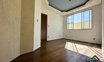 Imagem 2: Apartamento Tipo com 3 Quartos, Suíte, Varanda e 2 Vagas no Bairro Planalto