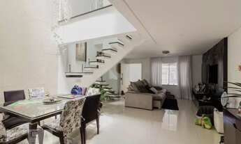 Imagem 4: Cód.: 13479 - Casa de 255m² com 03 dormitórios e planejados com piscina, 03 vagas de garag