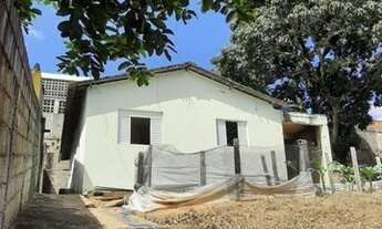 Imagem 2: Casa para Venda em Barueri, Jardim Regina Alice, 3 dormitórios, 1 banheiro, 1 vaga