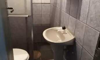 Imagem 2: Casa no Cajuru Casa com 1 dormitório