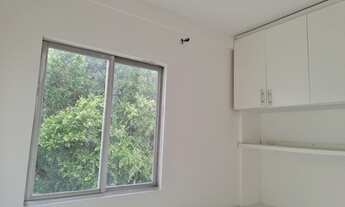 Imagem 7: Apto. nos Aflitos, nasc, 70 m², 3 quartos, Suite + 2 Banheiros : social e serv. varanda