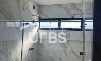 Imagem 7: Casa térrea com 240m2 (terreno de 440m2), 4 suítes, no Jardins Nápoles em Senador Canedo