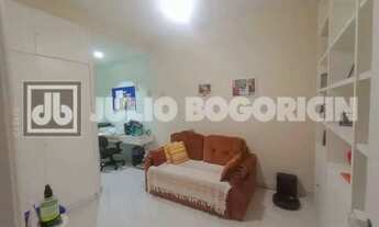 Imagem 16: COPACABANA - POSTO 4 - RUA COBIÇADA - REFORMADO - 3 QUARTOS COM VAGA - 130M2