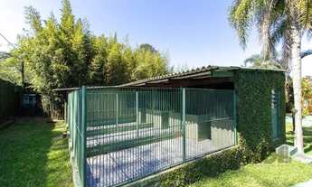 Imagem 3: Terreno de 5.200m², rodeado pela natureza, possuindo 482m² de área construída