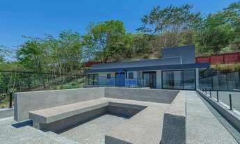 Imagem 2: Imóvel para venda possui 550 metros quadrados com 4 quartos