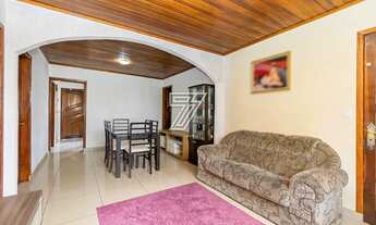 Imagem 4: Casa para venda possui 181 metros quadrados com 3 quartos em Pinheirinho - Curitiba - PR