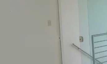 Imagem 3: Alugo casa 1º andar - 03 quartos - próximo ao Estadio municipal - sem garagem