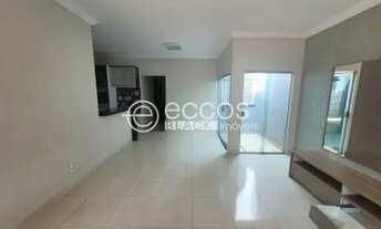 Imagem 5: Casa para aluguel, 3 quartos, 1 suíte, 2 vagas, Alto Umuarama - Uberlândia/MG